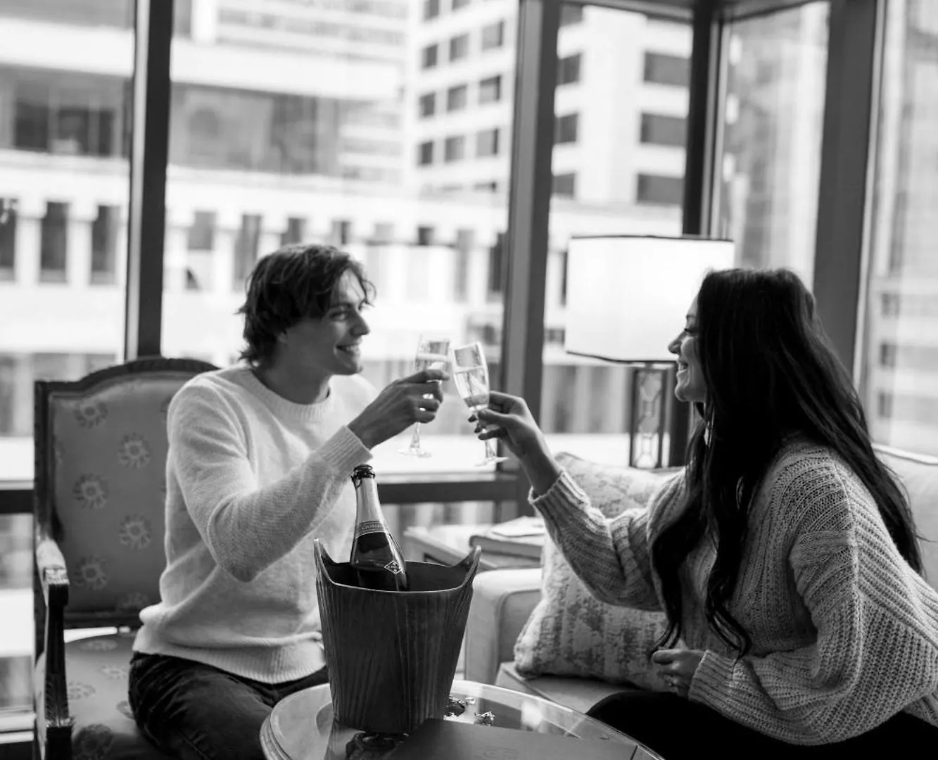 Hotel Le Soleil By Executive Hotels Vancouver