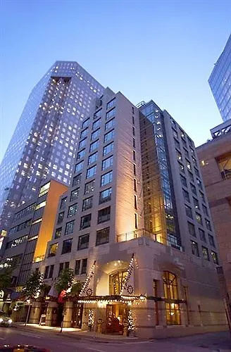 Hotel Le Soleil By Executive Hotels Vancouver