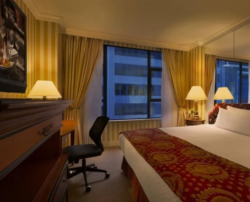 Hotel Le Soleil By Executive Hotels Vancouver Canada